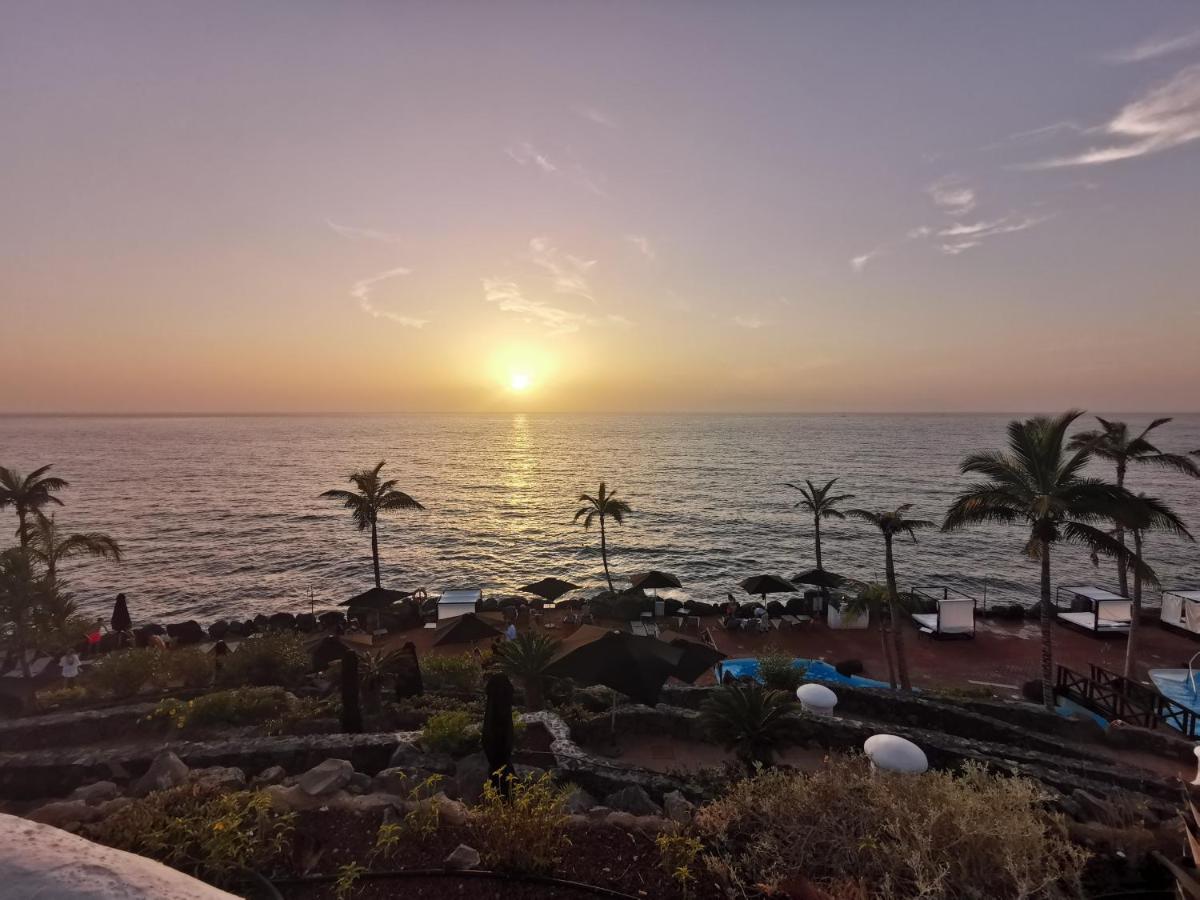 Home2Book Paradise Costa Adeje, Pool Playa Feñabe エクステリア 写真
